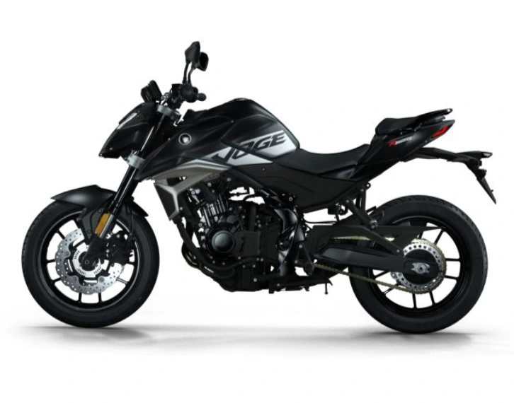 Voge Naked R 625 2026 noir profil gauche - Galaxie 2 Roo Cholet